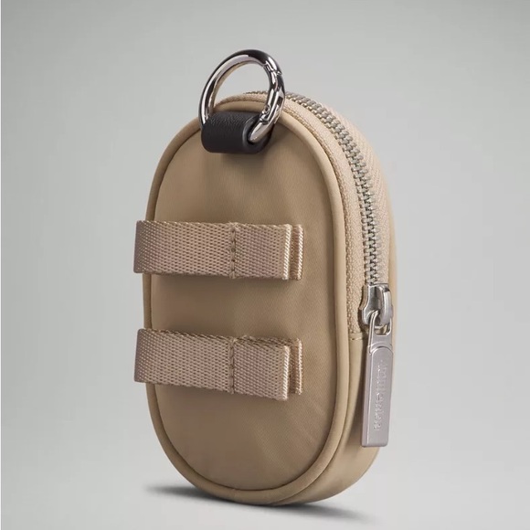 BNWT Lululemon Crossbody with Nano Pouch, Trench - Picture 6 of 9